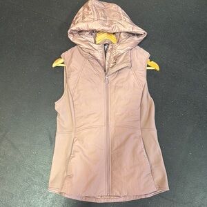 Light Pink Quilted Vest with Hood and Fitted Silhouette